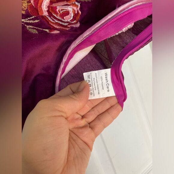 Rich Purple Tiger & Flower Decorative Pillowcase - Picture 6 of 7